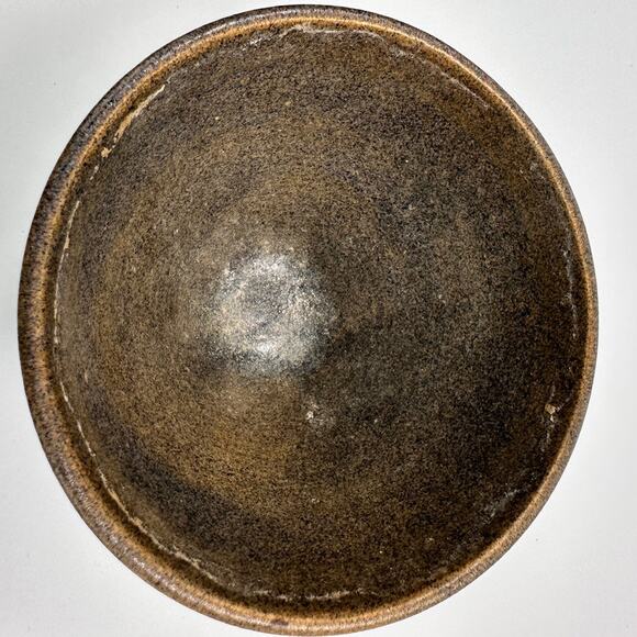 Vintage Studio Pottery Bowl by McElroy 1952 – Brutalist Brown Glaze Vessel - Picture 7 of 9